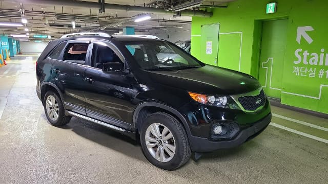 2010 KIA SORENTO R