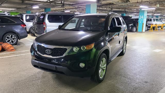 2010 KIA SORENTO R