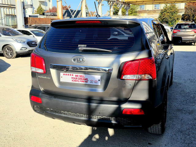 2011 KIA SORENTO R