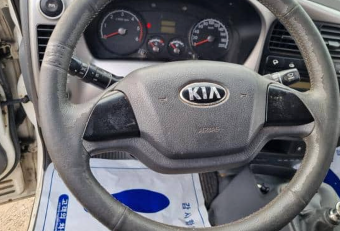 2016 KIA BONGO 3