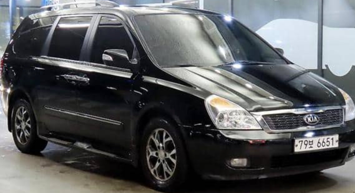 2014 KIA GRAND CARNIVAL