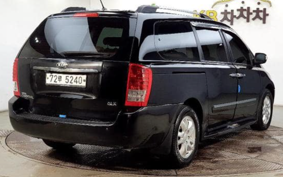 2013 KIA GRAND CARNIVAL