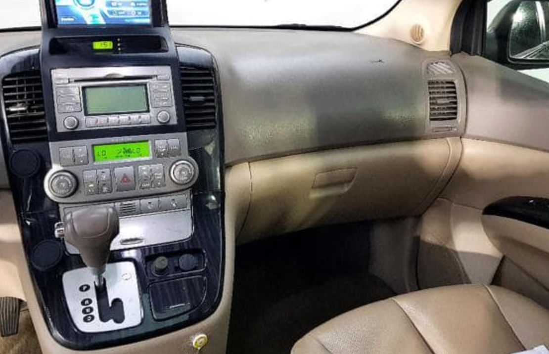 2013 KIA GRAND CARNIVAL