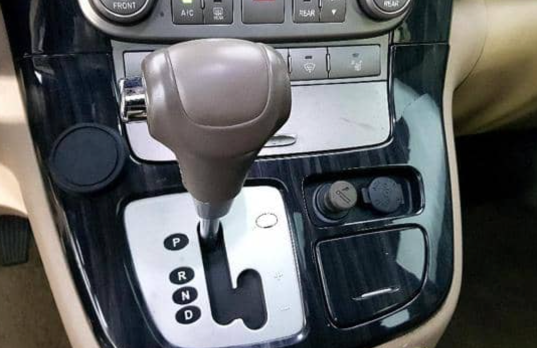 2013 KIA GRAND CARNIVAL