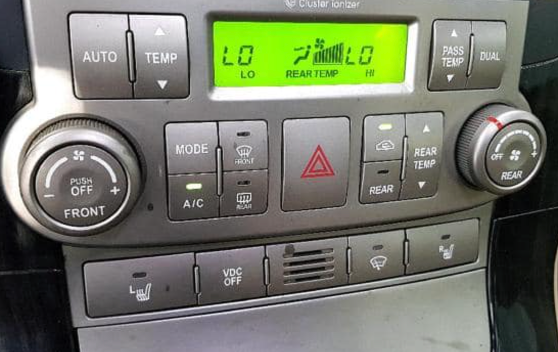 2013 KIA GRAND CARNIVAL