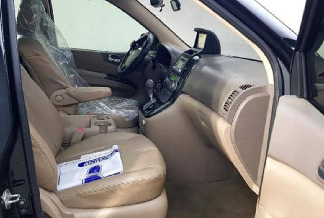 2013 KIA GRAND CARNIVAL